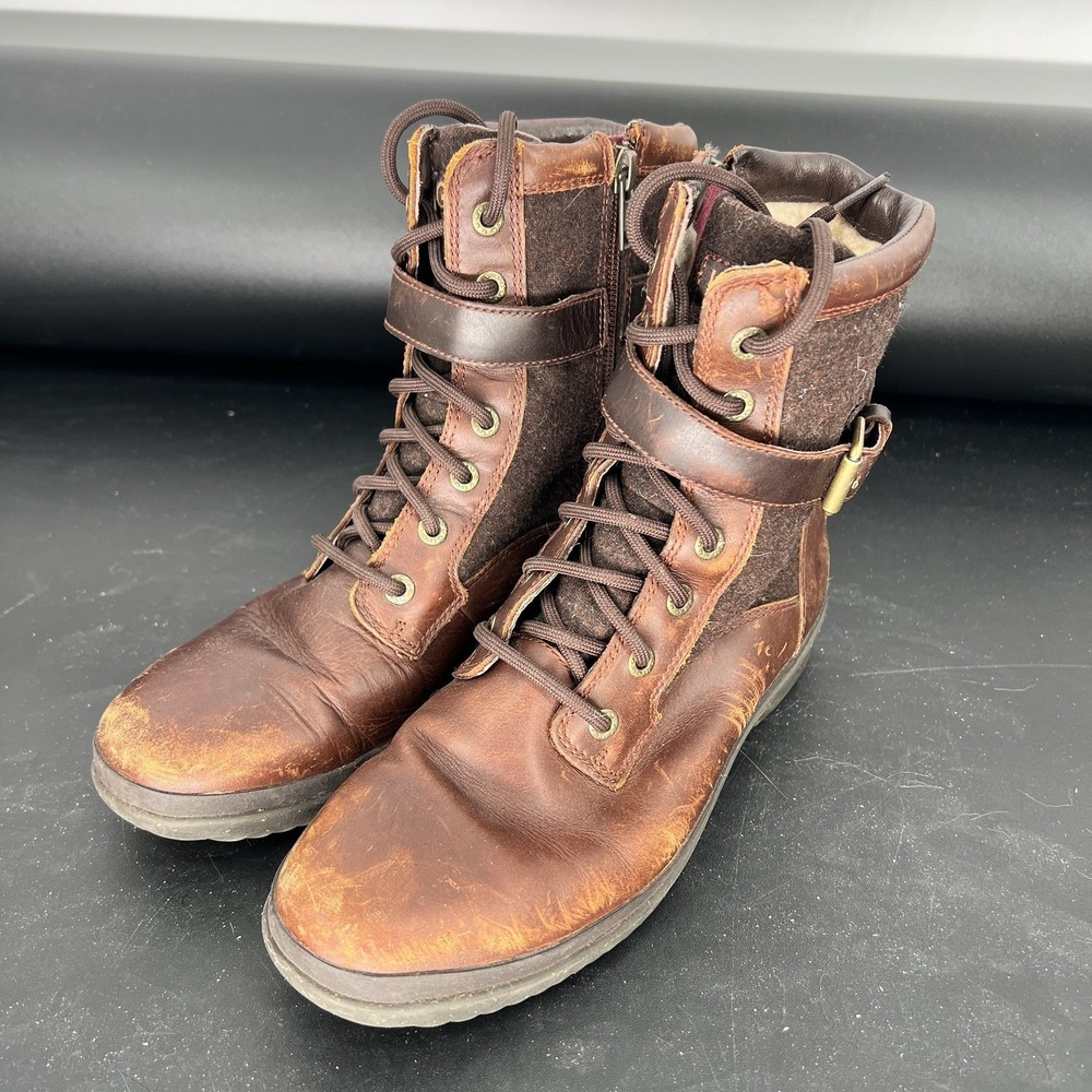 UGG Australia Kesey Women's Boots Size 7 Brown‎ Leather Sheepskin Lined